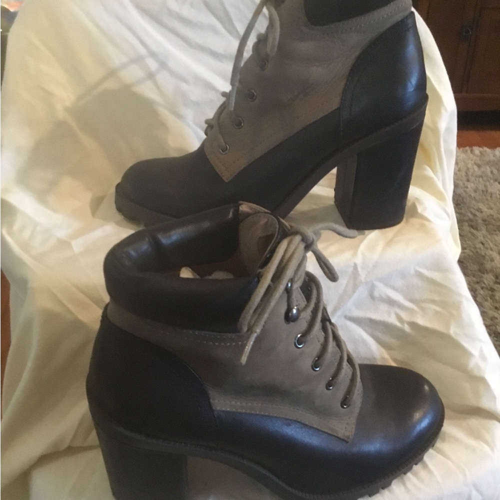 Black & Taupe Boots - Picture 2 of 6